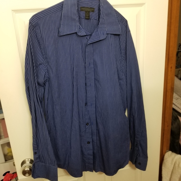Express button up - Picture 2 of 5